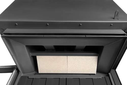 Камин МАДРИД на дровнике Гигант справа черный шамот подовый